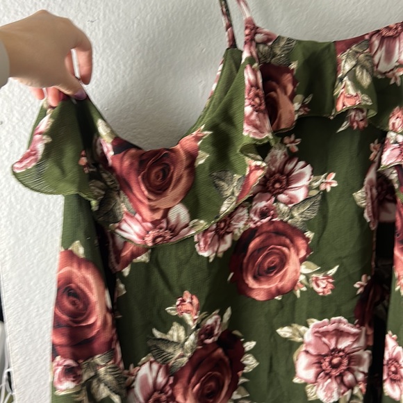 Elizabeth Floral Off Shoulder Top - Picture 7 of 7